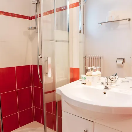 L'aubergade Hotell 2*