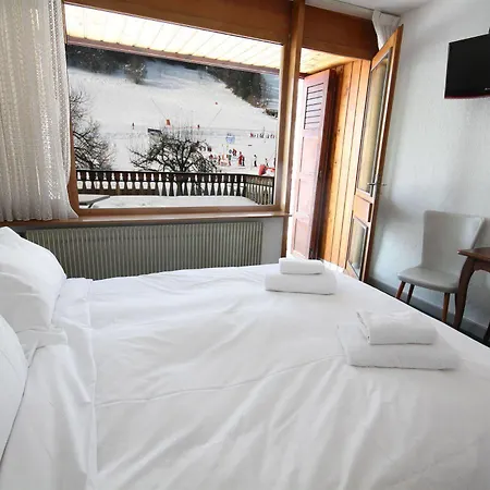 L'aubergade Hotell 2*